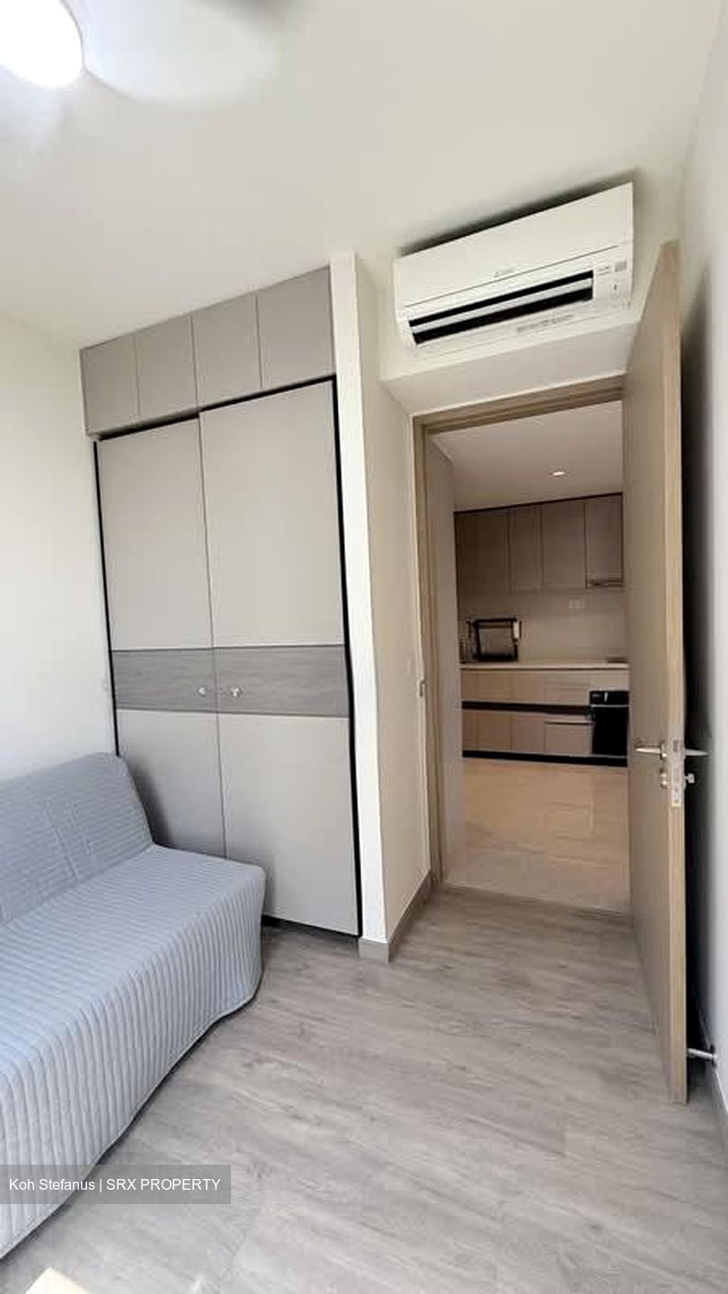 The Tapestry (D18), Condominium #575930611